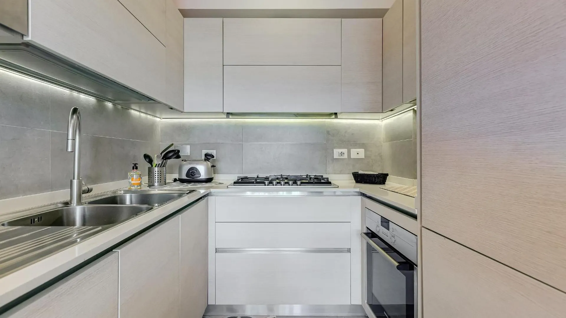 Valle Aurelia Vatican Apartment Rome